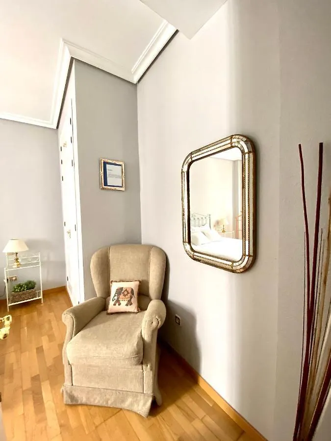 Homestay Serva La Bari Rooms Seville